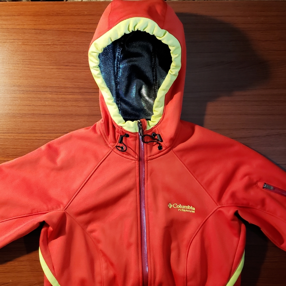 Columbia Titanium Jacket